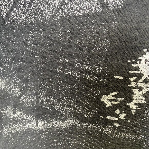 Vintage 1993 Allover Print T-Shirt Night Wolf Snow Mens Large Black Crew Neck - Picture 2 of 4